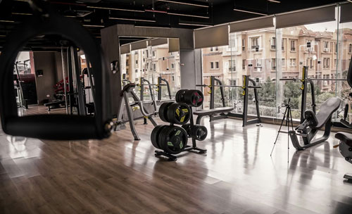 高端公寓健身房健身器材配置方案：打造住戶專屬的輕奢運動空間