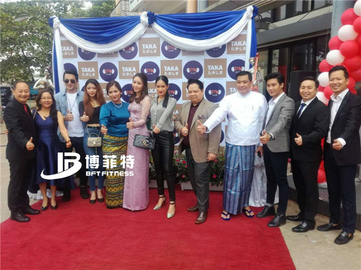 緬甸健身房開業(yè)