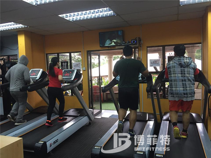 馬來西亞博菲特跑步機(jī)
