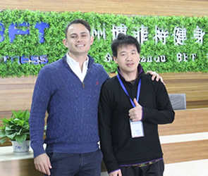 澳大利亞客戶來(lái)中國(guó)進(jìn)口廣州博菲特健身器材