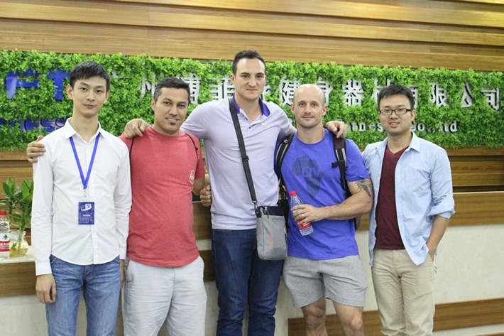 南非客戶采購(gòu)博菲特健身器材