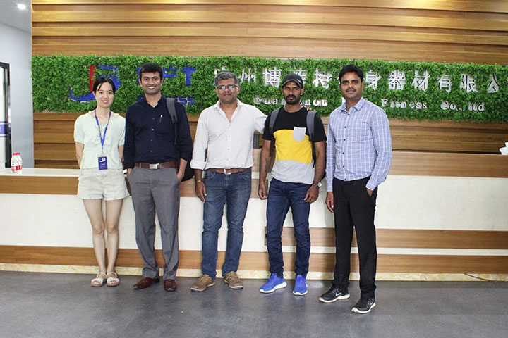 印度客戶進(jìn)口中國(guó)器材