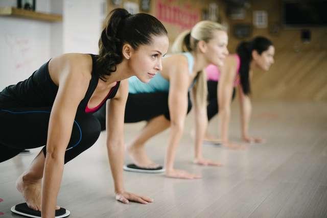 如何科學(xué)的在家徒手健身