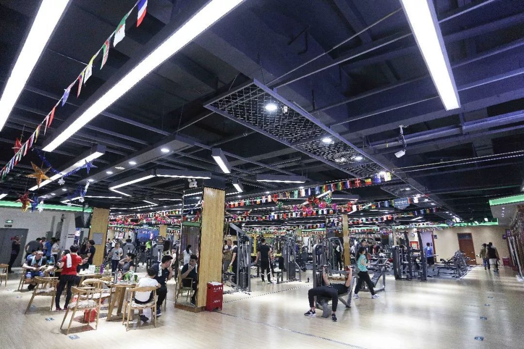 如何科學(xué)的在家徒手健身